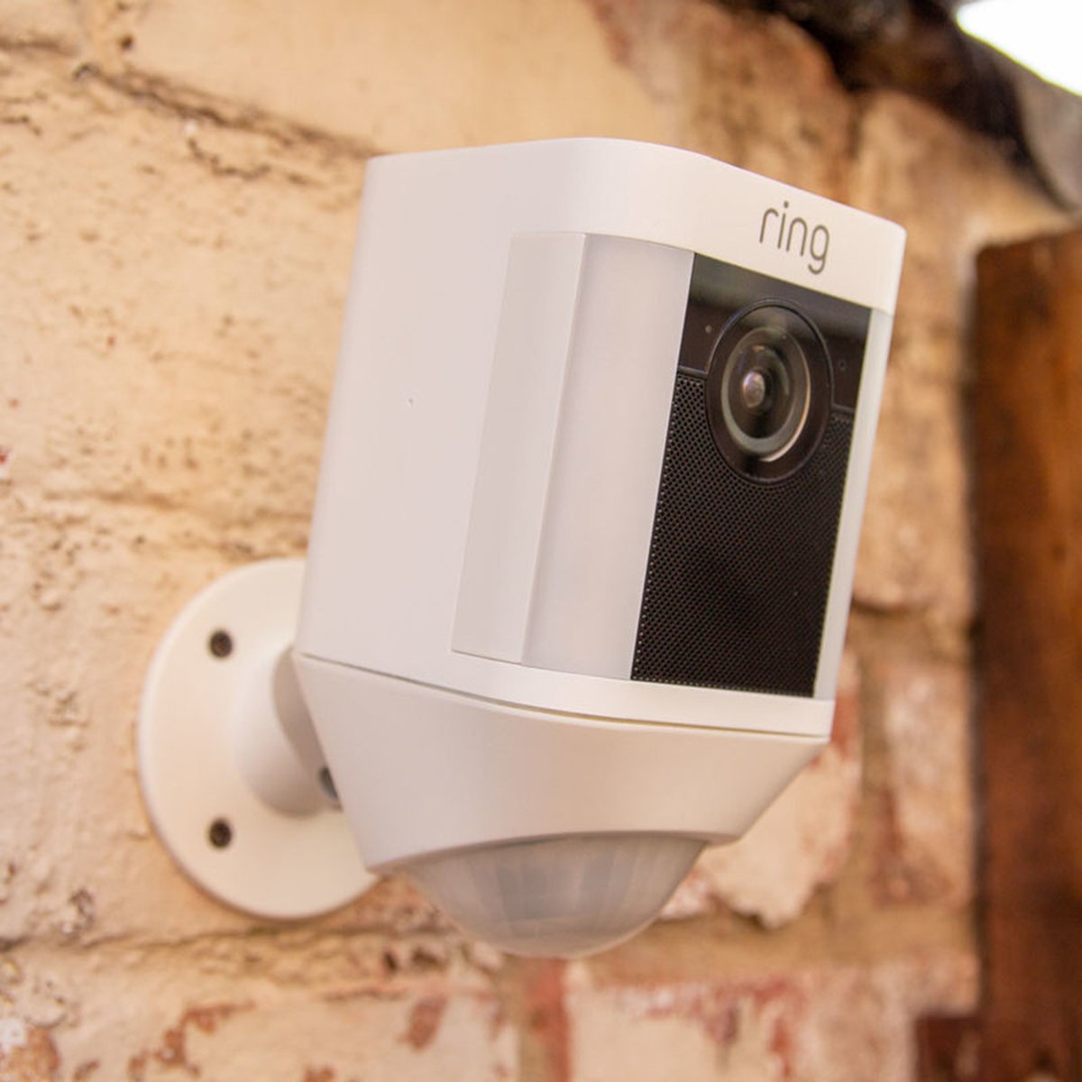 wireless ring spotlight cam